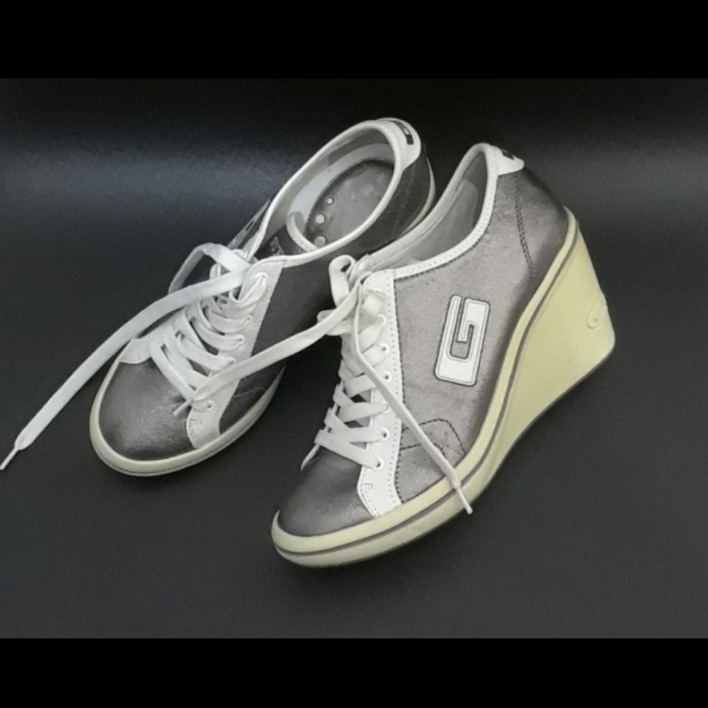 GUESS "Jacielynn" Leather Wedge Sneakers